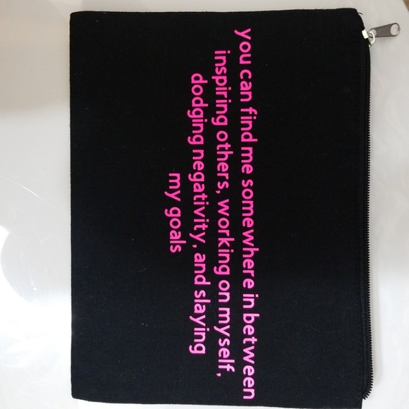 Cosmetic bag black and pink - Picture 1 of 3